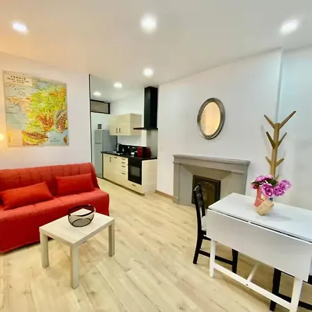 Le Cathedrale-poitierscentre-la Conciergerie *