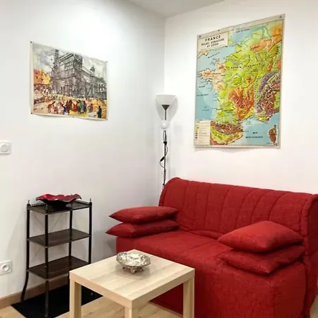 Le Cathedrale-poitierscentre-la Conciergerie Lägenhet Poitiers